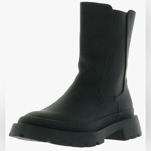 NWT NIB Bar lll Tikka women’s black boots various sizes.